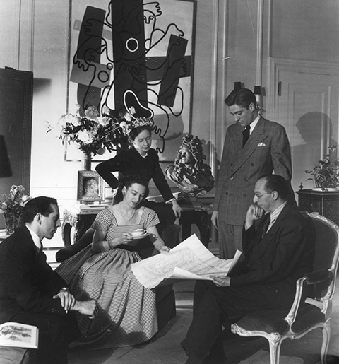 Members of the Artistic Committee of Ballet Theatre in 1947: Jerome Robbins, Lucia Chase, Agnes de Mille, Oliver Smith and Aaron Copland. Photo: Cecil Beaton.